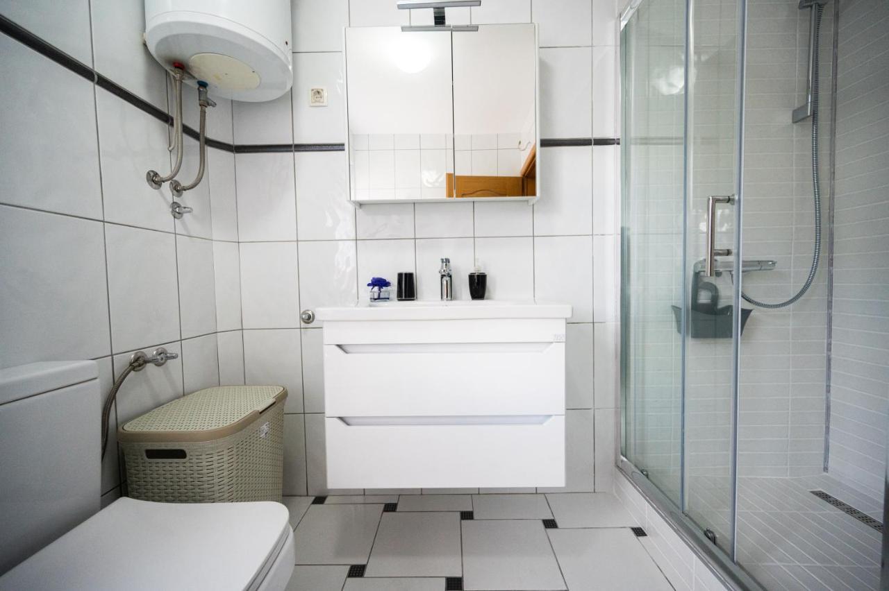 Duplex Apartment For Up To 12 People- Old Town Сараєво Екстер'єр фото
