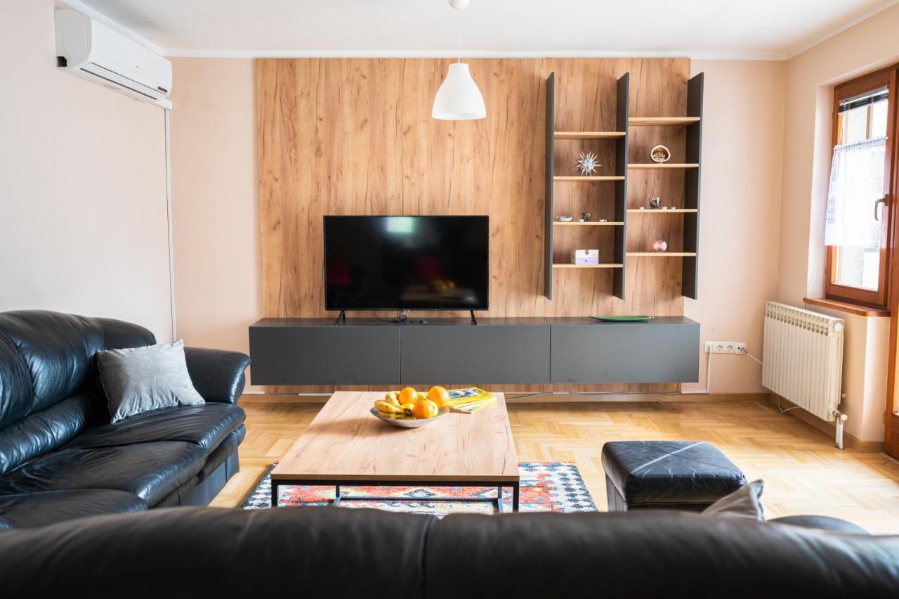 Duplex Apartment For Up To 12 People- Old Town Сараєво Екстер'єр фото